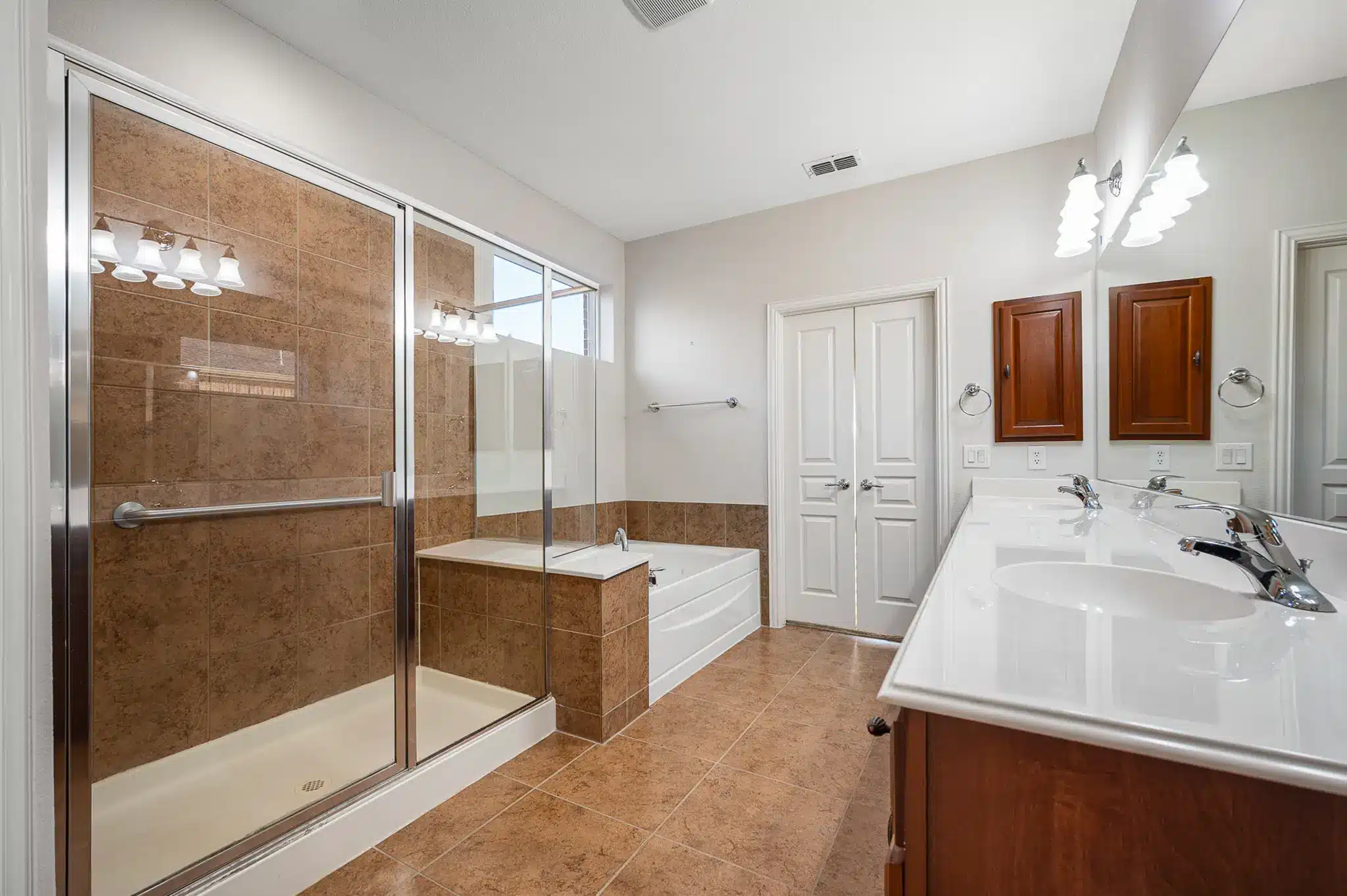 Before before photo Frisco home remodel of a bathroom